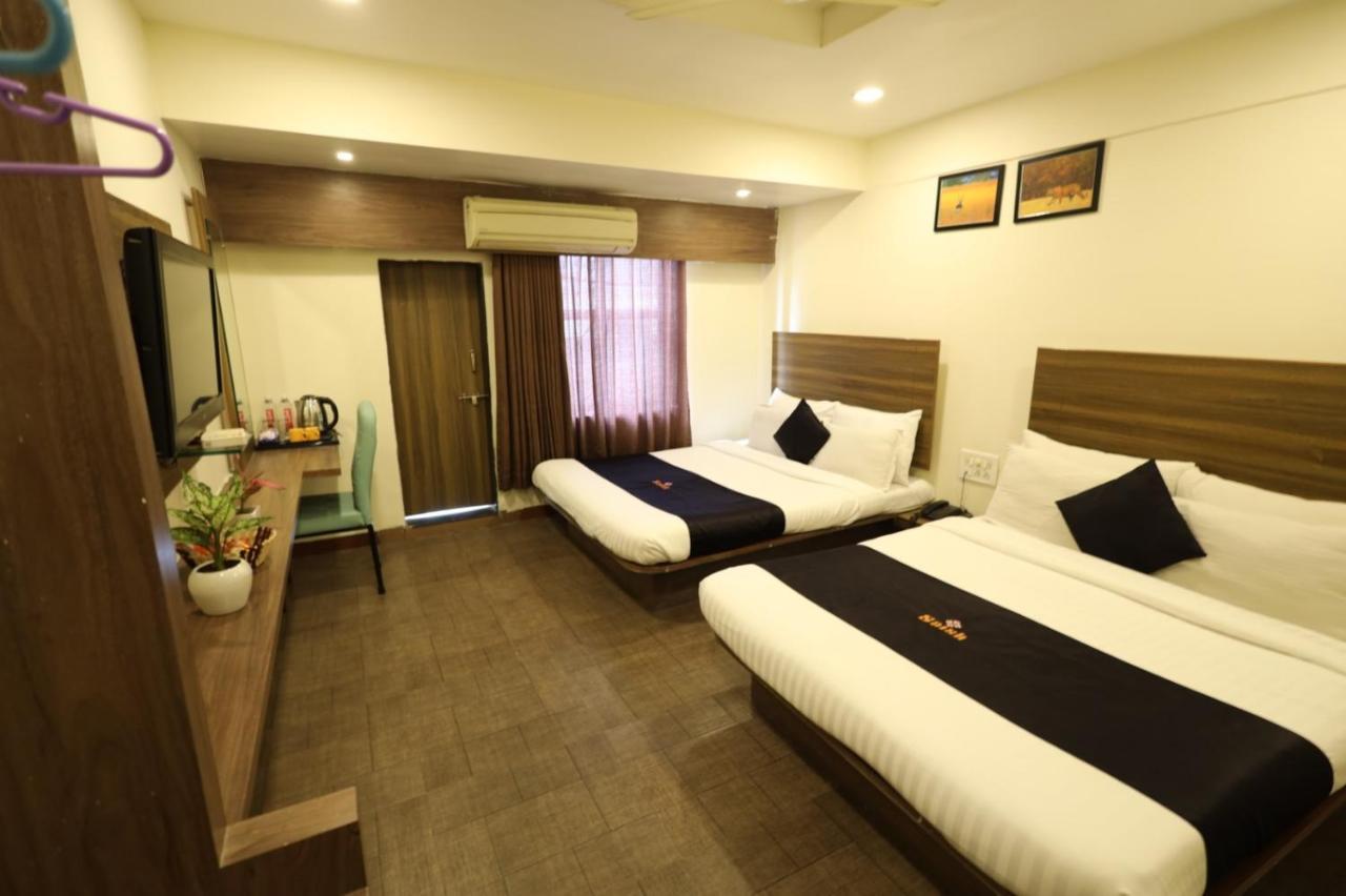 Saish Hotel Shirdi Exterior foto